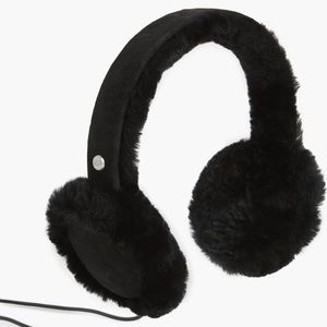 UGG Genuine Shearling Bluetooth Earmuffs Black
